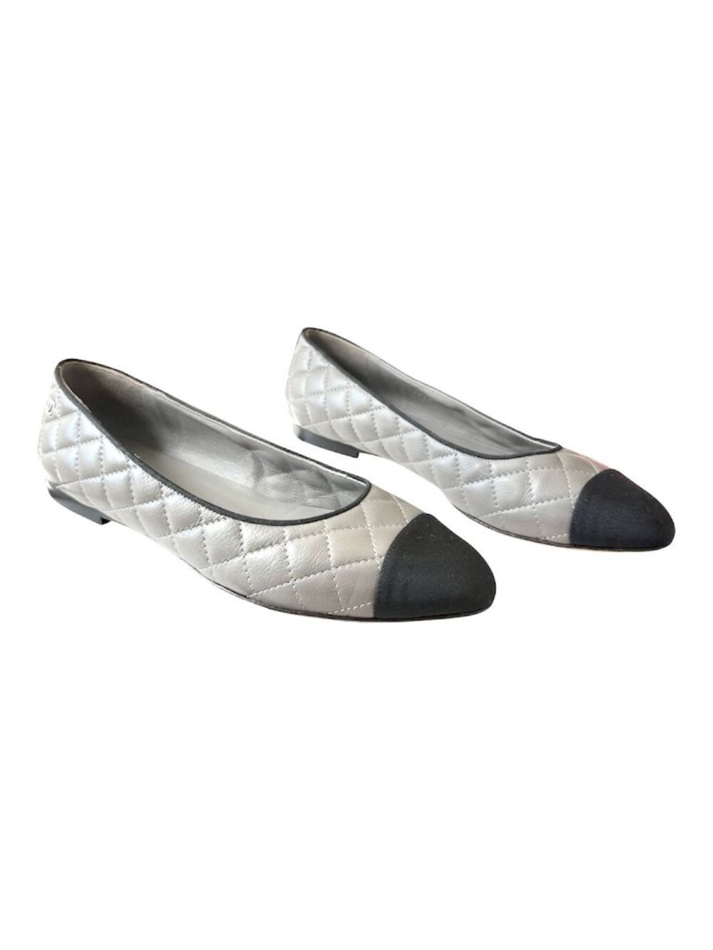 Chanel CC Quilted Cap Toe Ballet Flats Gray Black Leather EU 36.5 US 5.5-6